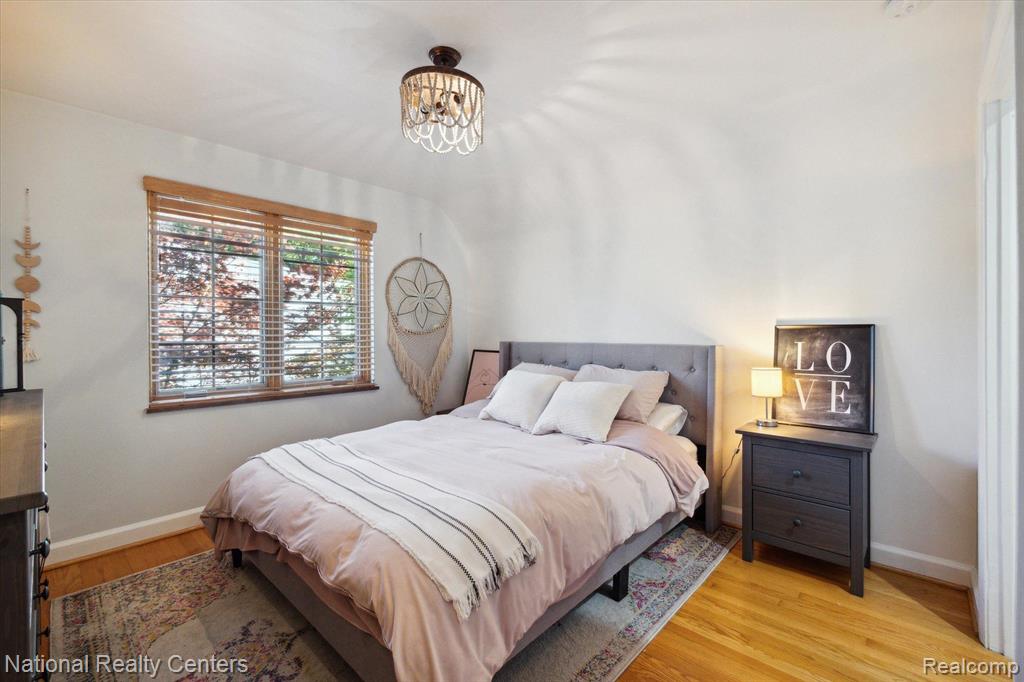 913 ORCHARD GROVE Drive, Royal Oak, MI 48067 — Photo 22