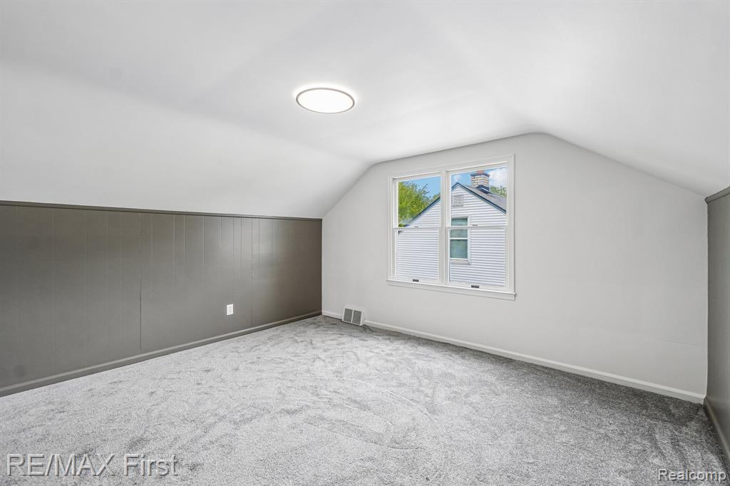 547 Leroy Avenue, Clawson, MI — Photo 19