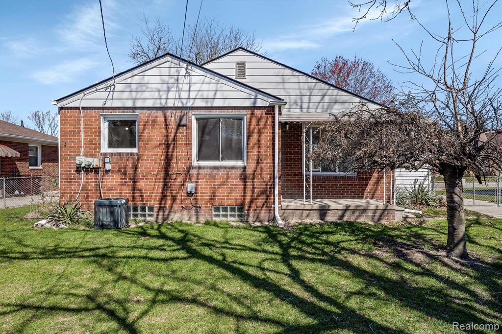7258 COOLIDGE, Center Line, MI 48015 — Photo 31