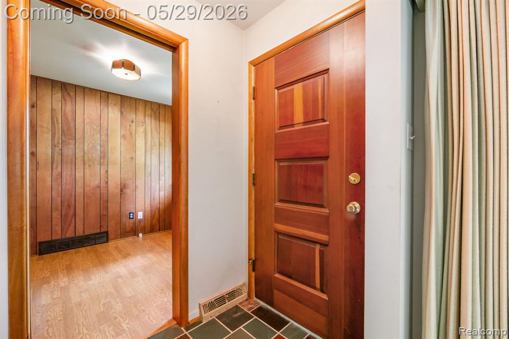 38230 Chartier Street, Harrison Township, MI — Photo 5
