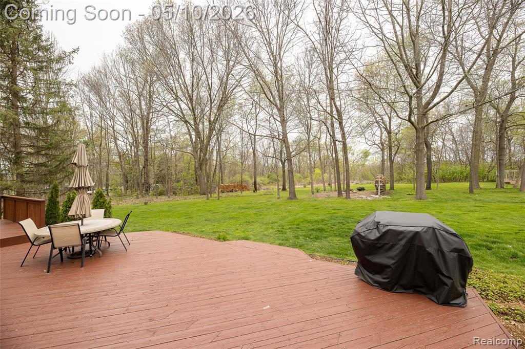 30425 Ridge Court, New Hudson, MI 48165 — Photo 17