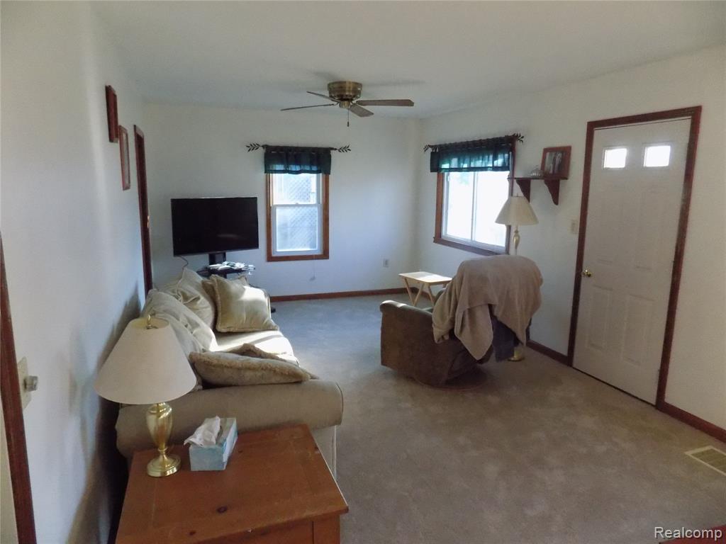520 Whipple Street, South Lyon, MI 48178 — Photo 15
