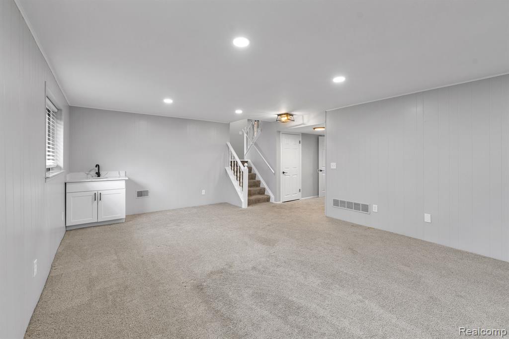 7323 Burgundy Street, Canton, MI 48187 — Photo 31