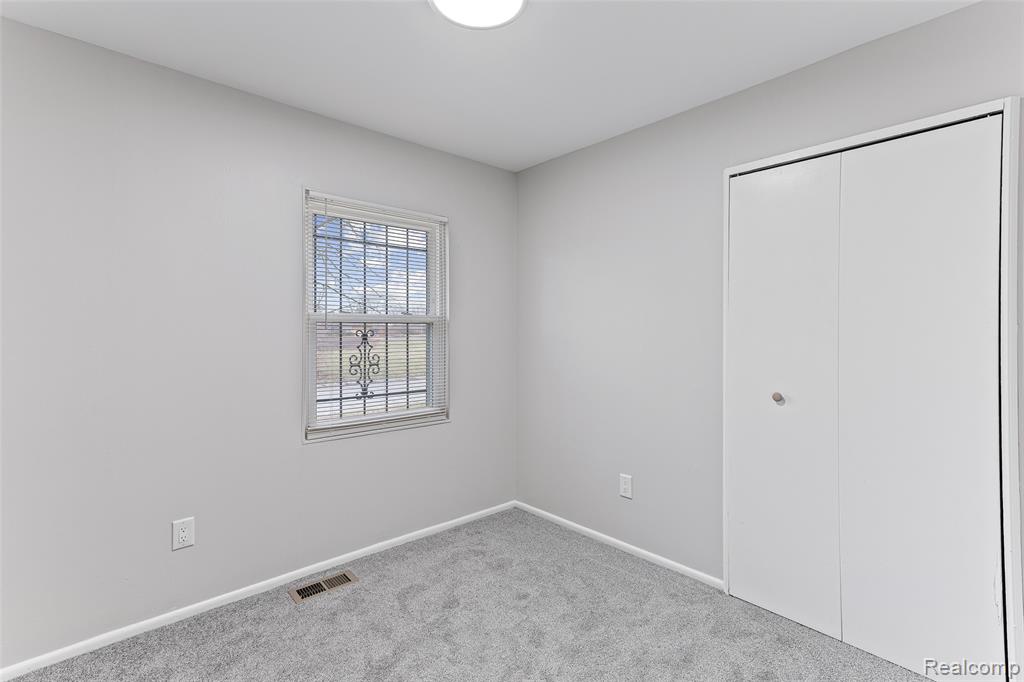 3579 Ash Street, Inkster, MI 48141 — Photo 11