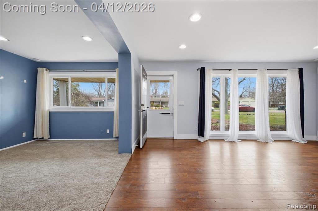 2455 Ivanhoe Drive, West Bloomfield, MI 48324 — Photo 4