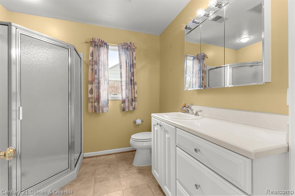 645 ELMWOOD Street, Dearborn, MI 48124 — Photo 23