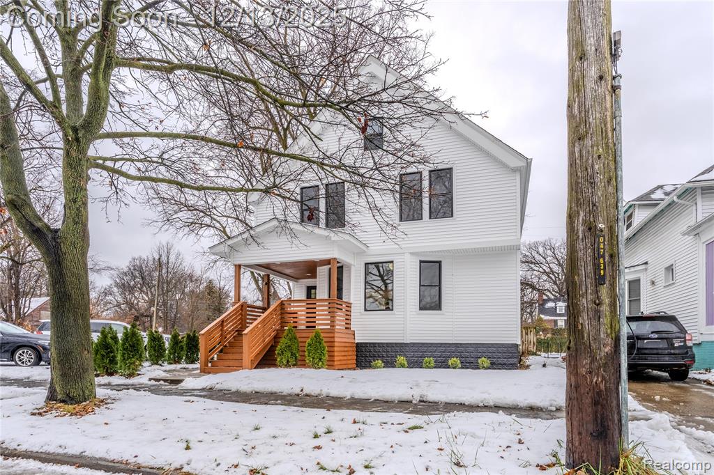 2433 Fischer Street, Detroit, MI 48214 — Photo 2