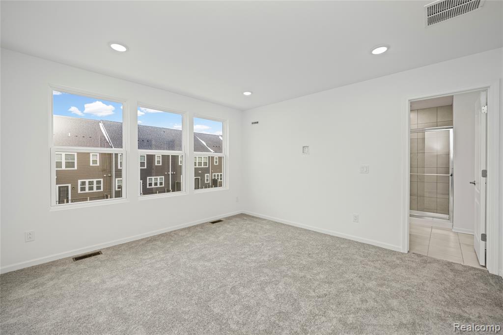 43071 Atwood Avenue, Novi, MI — Photo 28