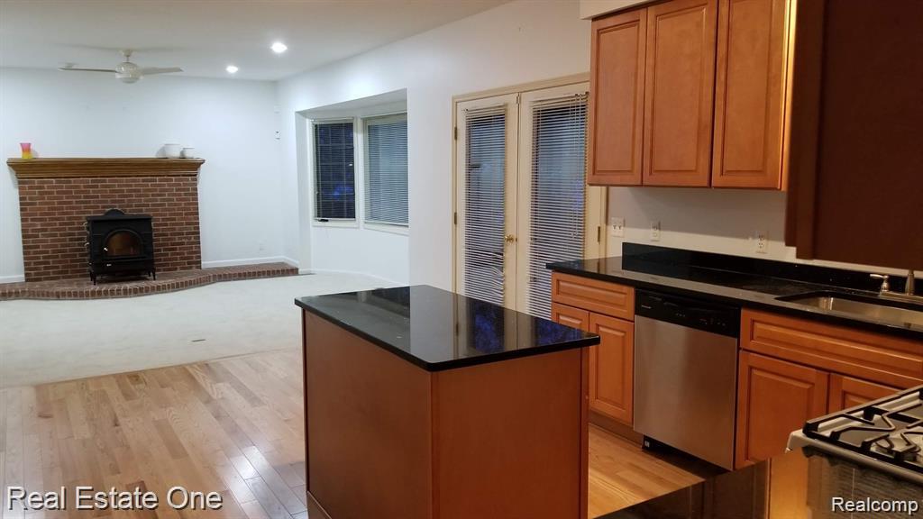 4978 Somerton Drive, Troy, MI 48085 — Photo 5