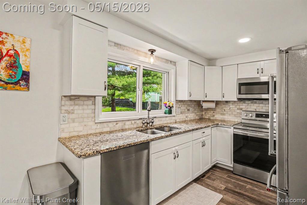 425 Cabinet Street, Milford, MI 48381 — Photo 7