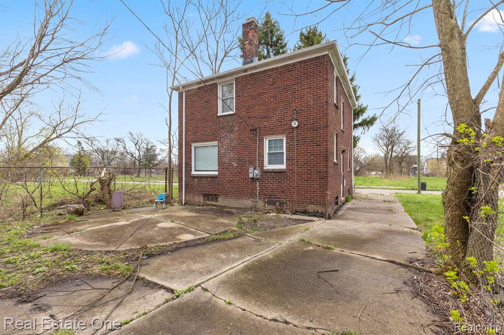 13113 CAMDEN Street, Detroit, MI 48213 — Photo 32