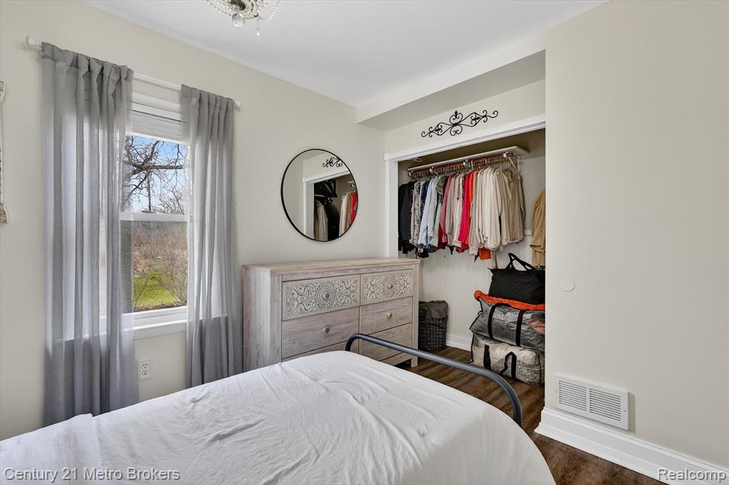 5501 Potter Road, Flint, MI 48506 — Photo 20