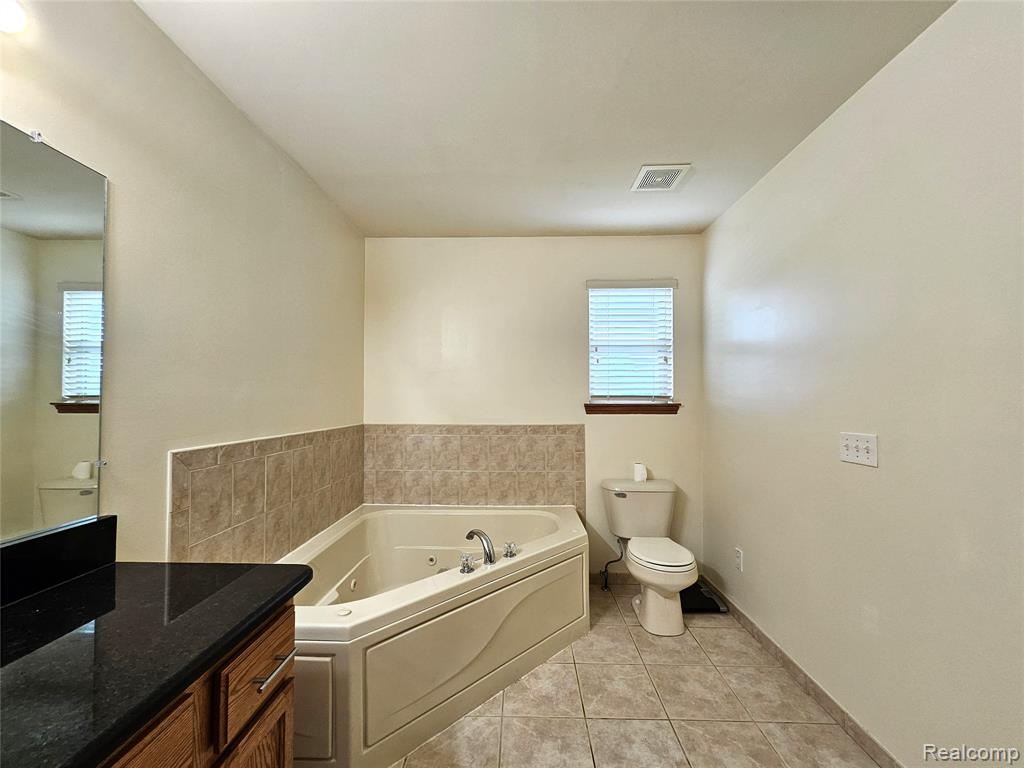 15801 Toulouse, Fraser, MI 48026 — Photo 24