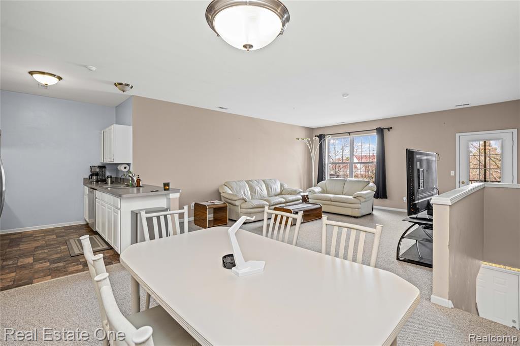 40442 Bay Harbor Lane, Canton, MI 48188 — Photo 14