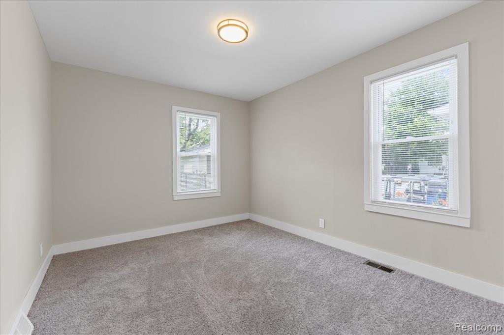 8057 Paige Avenue, Warren, MI 48089 — Photo 27