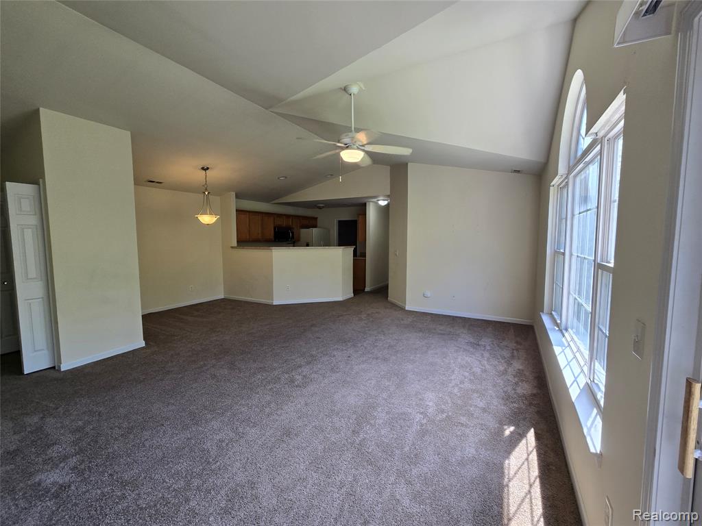 27635 Hidden Oaks Drive, Trenton, MI 48183 — Photo 5