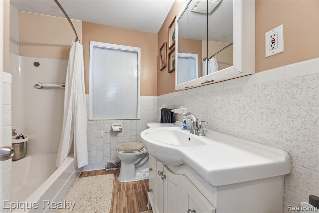 1009 Illinois Street, Marysville, MI 48040 — Photo 13