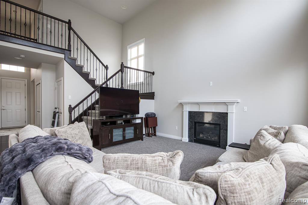 832 W BAY SHORE Drive, Oxford, MI 48371 — Photo 8