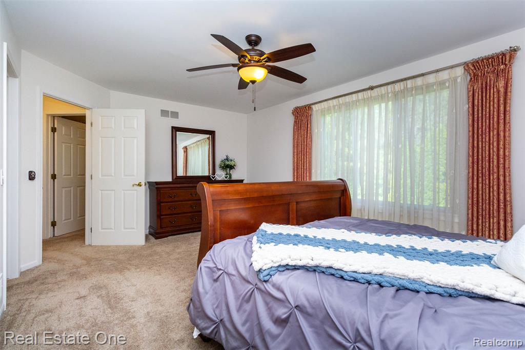 7062 Foxridge Drive, Canton, MI 48187 — Photo 26