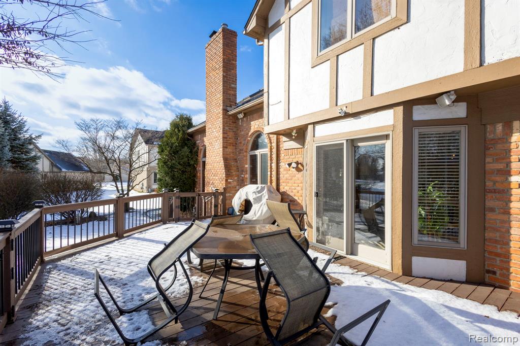 39810 Wilmette Drive, Sterling Heights, MI 48313 — Photo 38
