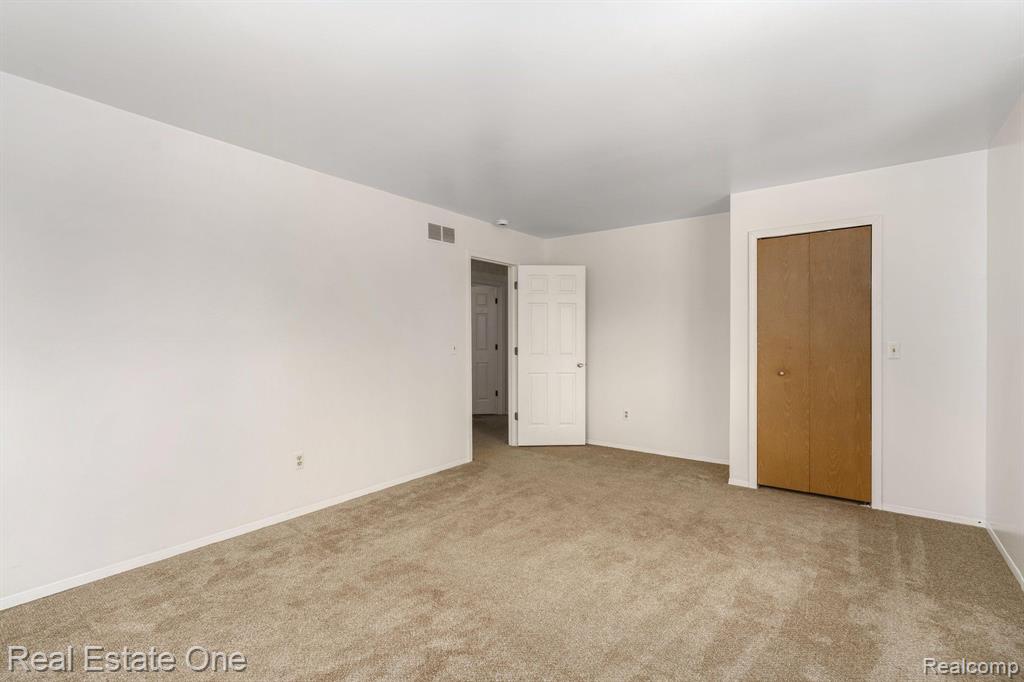 8060 MOUNTAIN VIEW, White Lake, MI — Photo 27