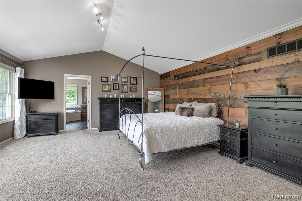 17590 White Pine Court, Northville, MI 48168 — Photo 34