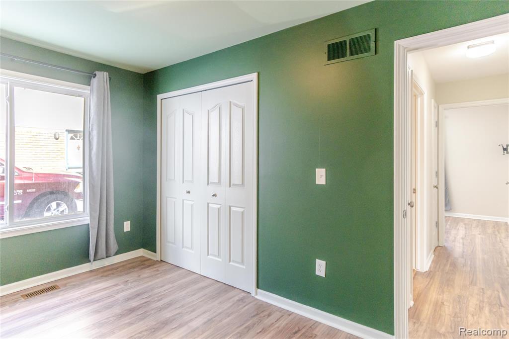 256 Crocker Boulevard, Mount Clemens, MI 48043 — Photo 16