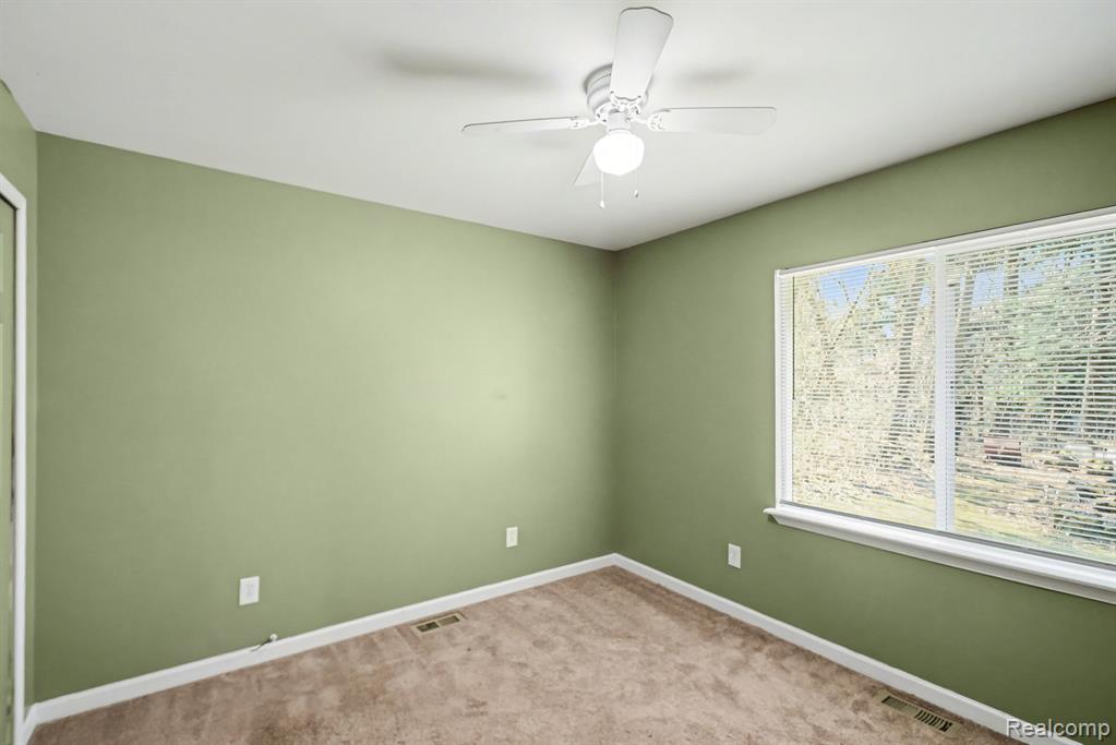 895 Orion Road, Lake Orion, MI 48362 — Photo 16