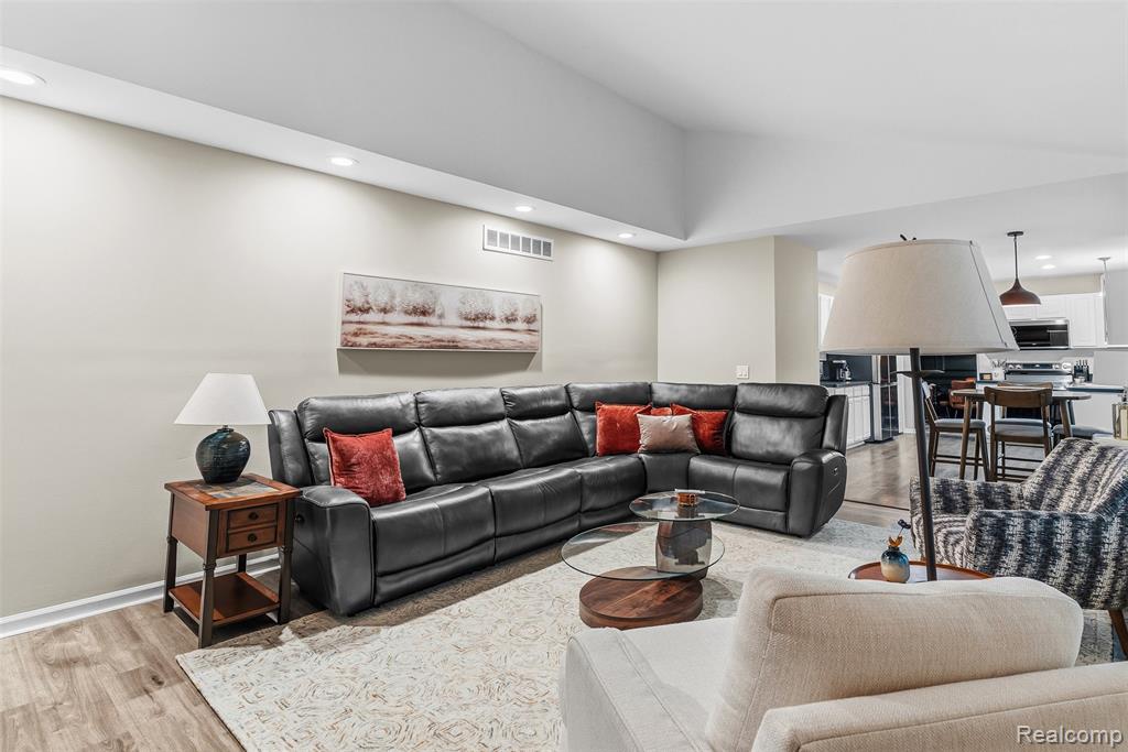 6158 Lismore Circle, Grand Blanc, MI 48439 — Photo 23