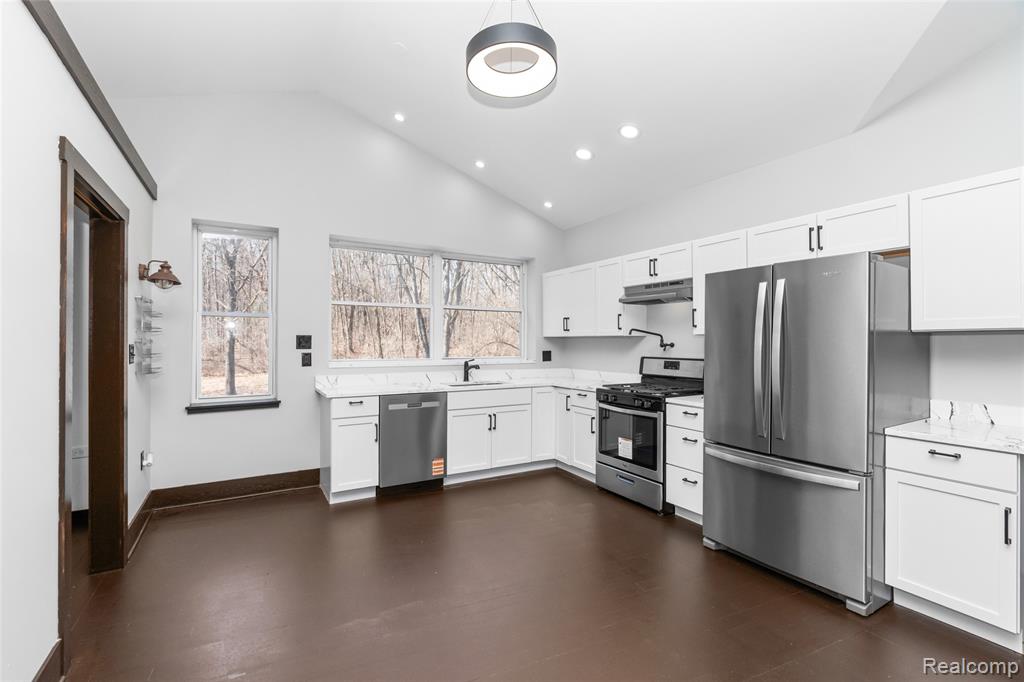 7841 Teahen Road, Brighton, MI 48116 — Photo 15