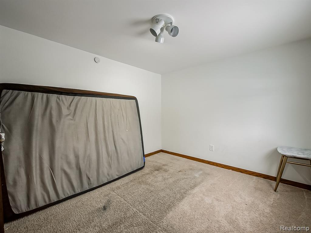 6087 N Parent Street, Westland, MI — Photo 16