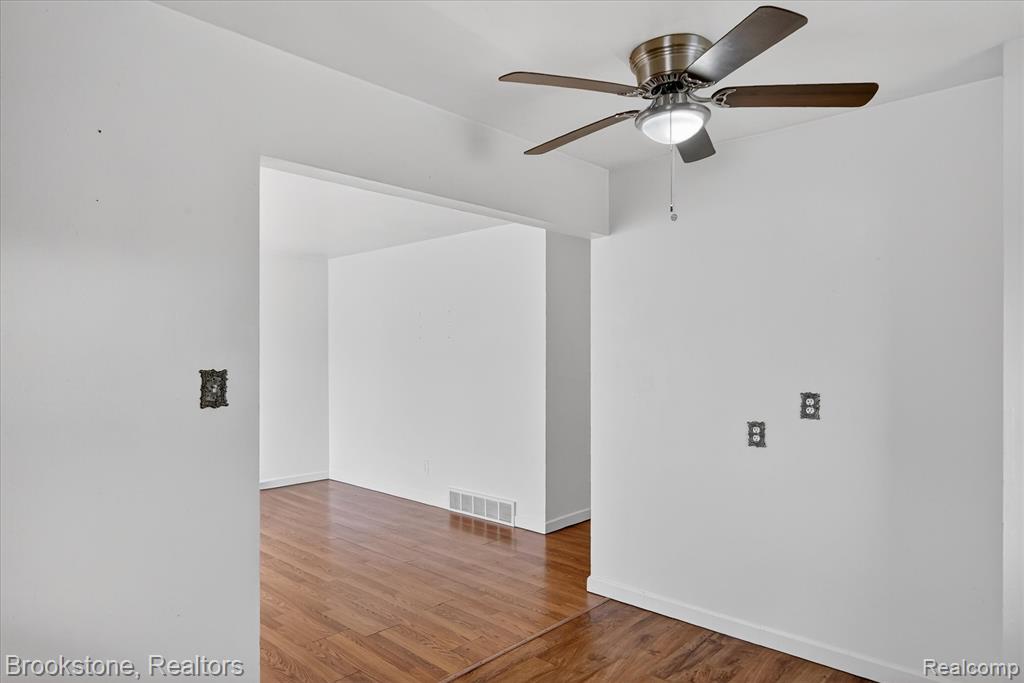 506 Emerson Avenue, Pontiac, MI 48342 — Photo 10