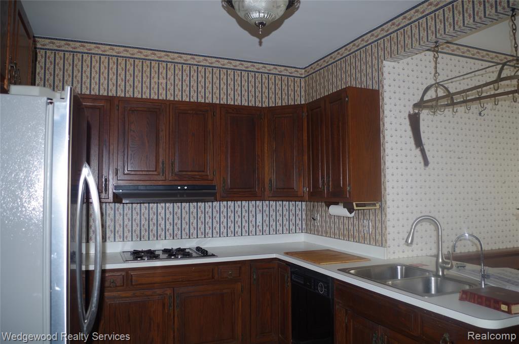 136 Main Street N, Marine, MI — Photo 33
