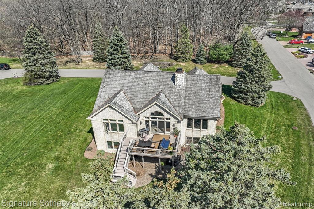 51 CHATEAUX DU LAC, Fenton, MI 48430 — Photo 46