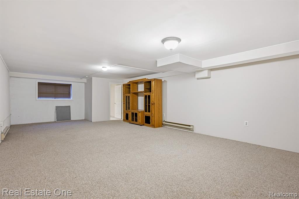4885 Oak Hill Drive, 20, Waterford, MI 48329 — Photo 26