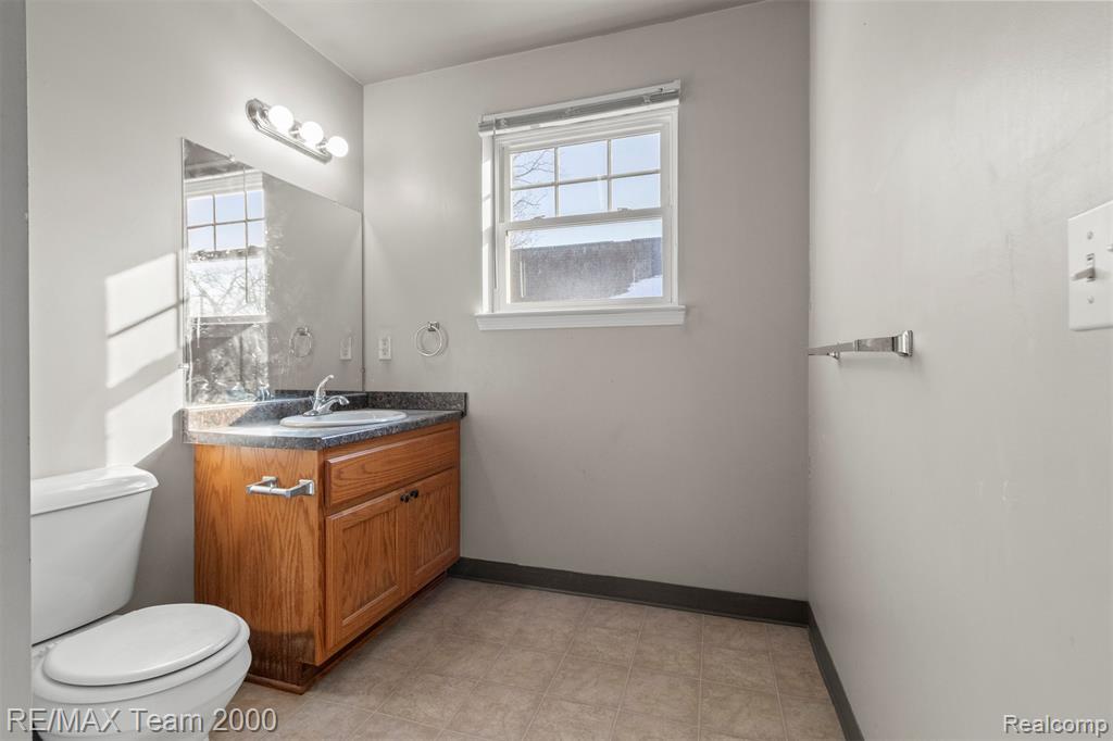 21025 Glen Lodge Road, Ferndale, MI 48220 — Photo 26