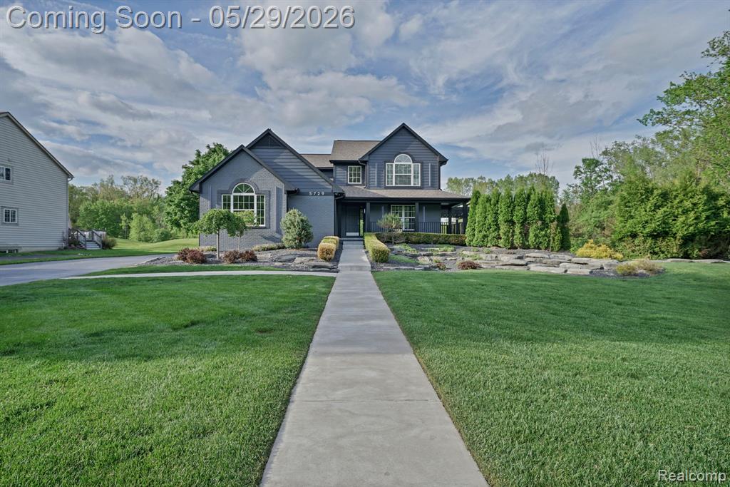 5729 Woodfield Parkway, Grand Blanc, MI 48439 — Photo 5