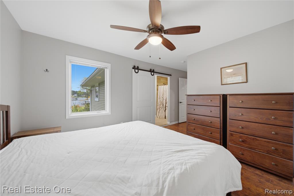 2939 Tamarack Lake Drive, Pinckney, MI 48169 — Photo 11