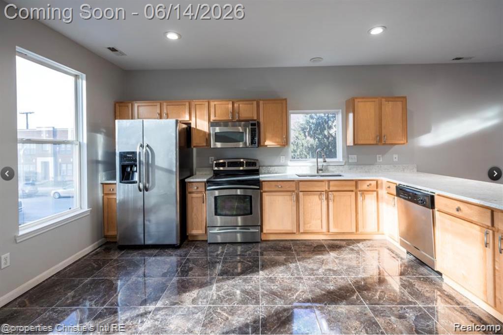 7645 Woodward Avenue, Detroit, MI 48202 — Photo 3