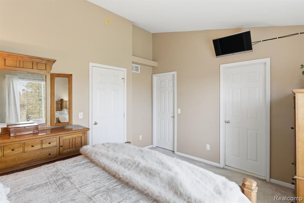 7409 Hogan Drive, Ypsilanti, MI 48197 — Photo 13