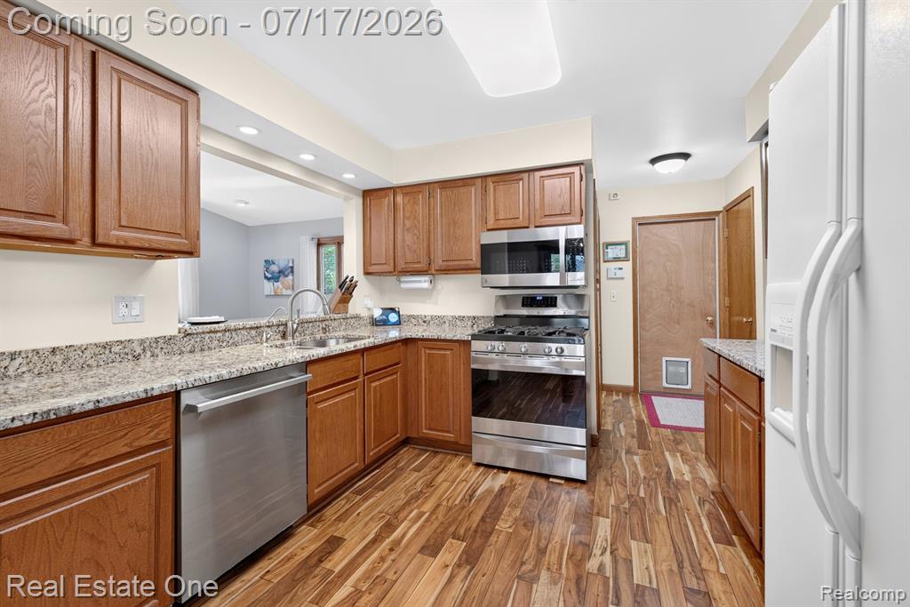 47380 Savannah Drive, Macomb, MI 48044 — Photo 7