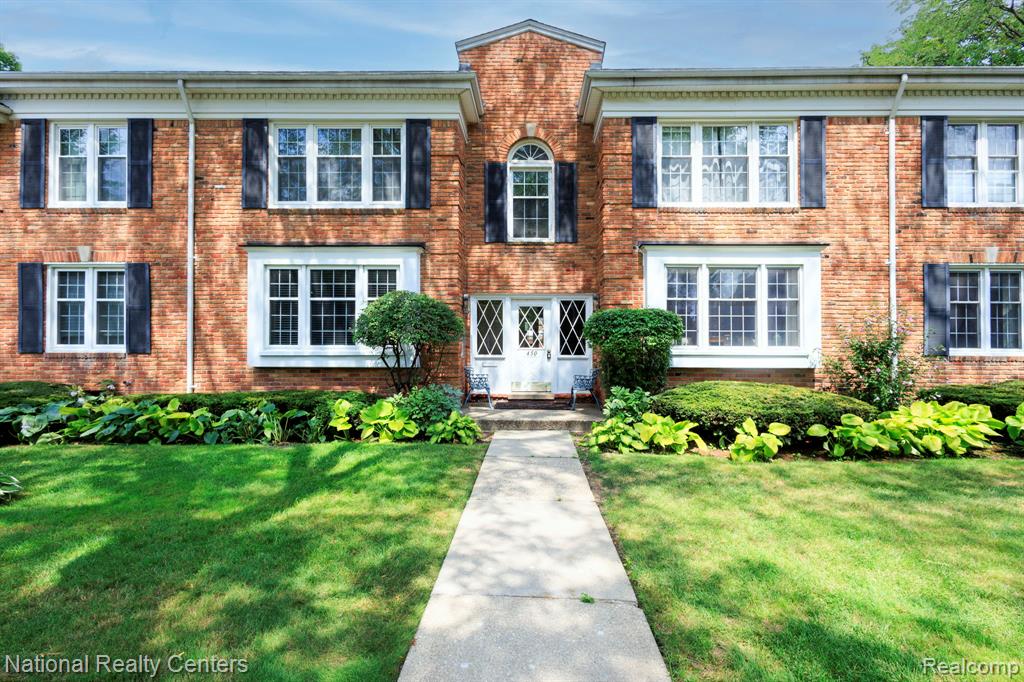 450 BILLINGSGATE, C, Bloomfield Hills, MI 48301 — front exterior