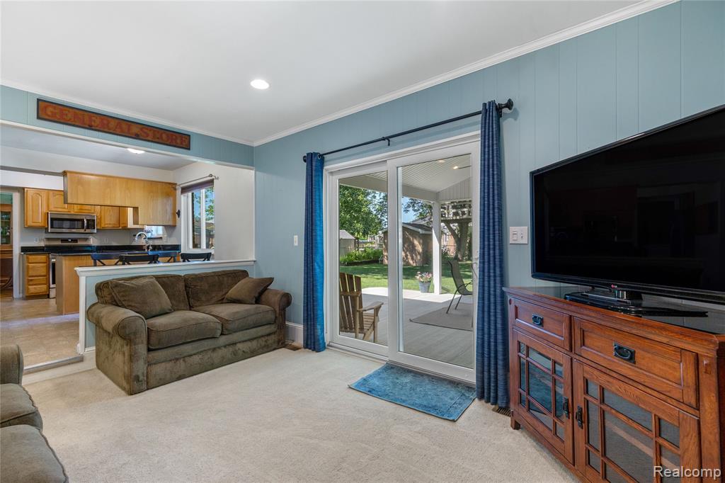 7406 Sussex Drive, Canton, MI 48187 — Photo 14
