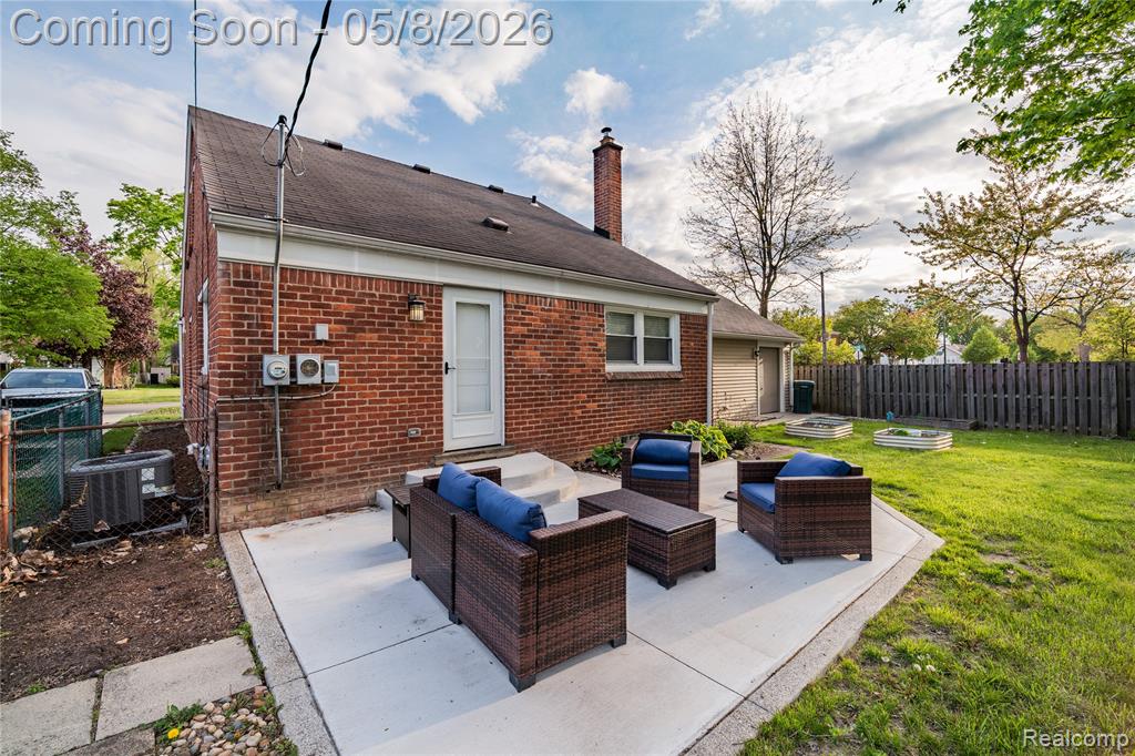 13352 Borgman Avenue, Huntington Woods, MI — Photo 24