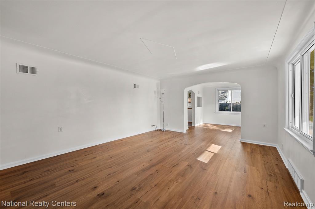 29842 Fort Road, Rockwood, MI — Photo 20