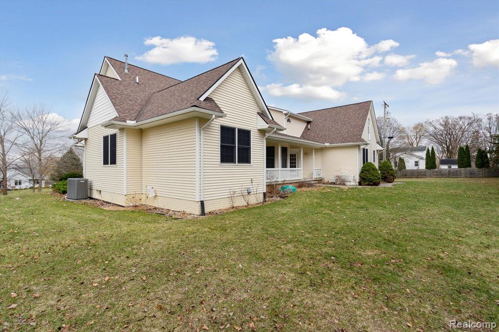 641 N FAIRGROUNDS Road, Imlay City, MI 48444 — Photo 47