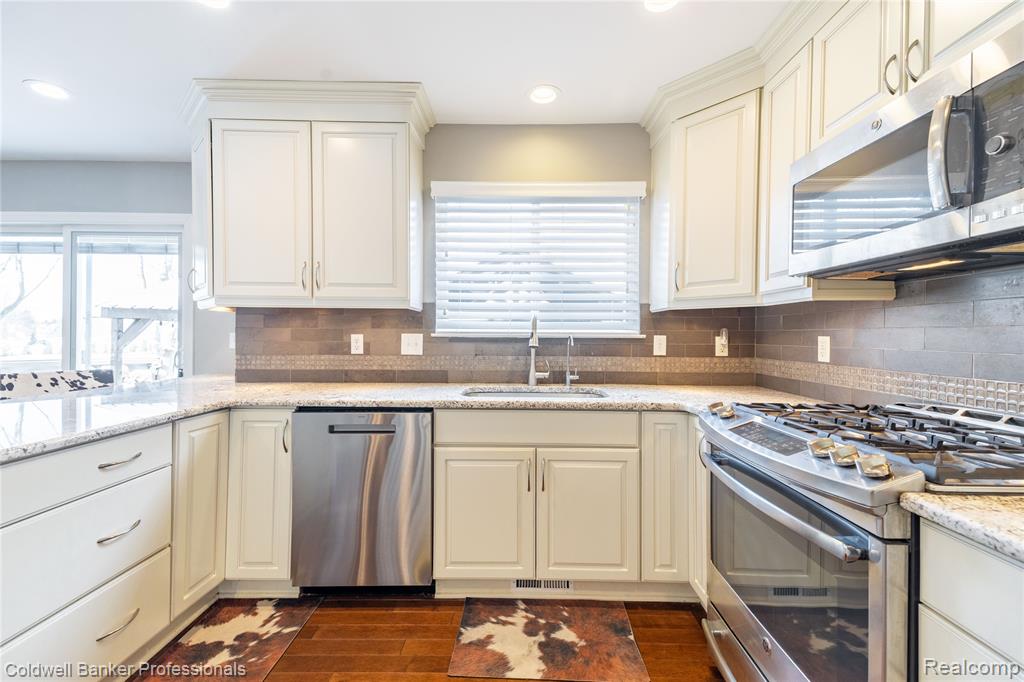 60628 S Lyon Trail, South Lyon, MI 48178 — Photo 15