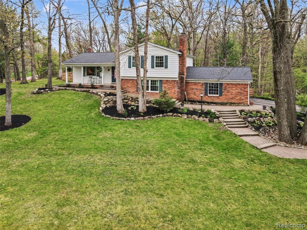 6040 Tall Oak Way, Brighton, MI 48116 — Photo 29