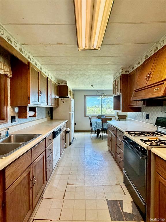 4380 N Blissfield Highway, Britton, MI 49229 — Photo 12
