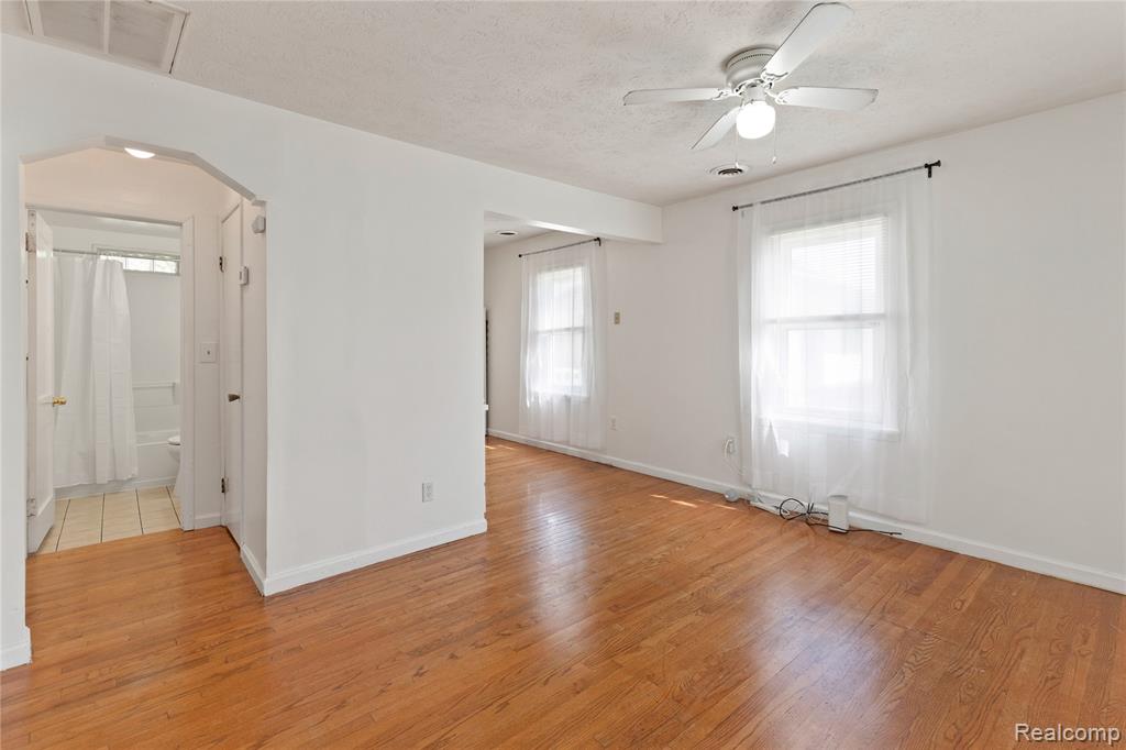 2171 Bradley Avenue, Ypsilanti, MI 48198 — Photo 8